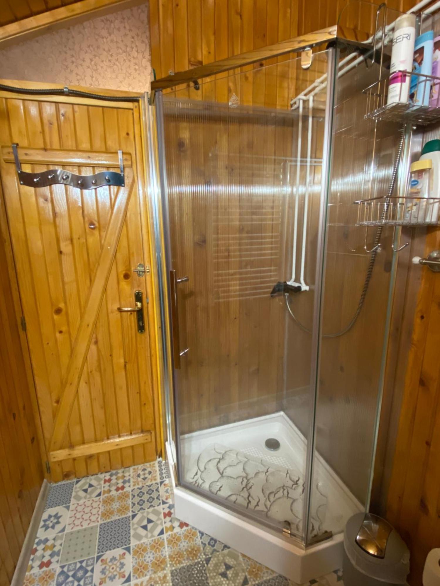 Wooden Attic Homestay Brasov