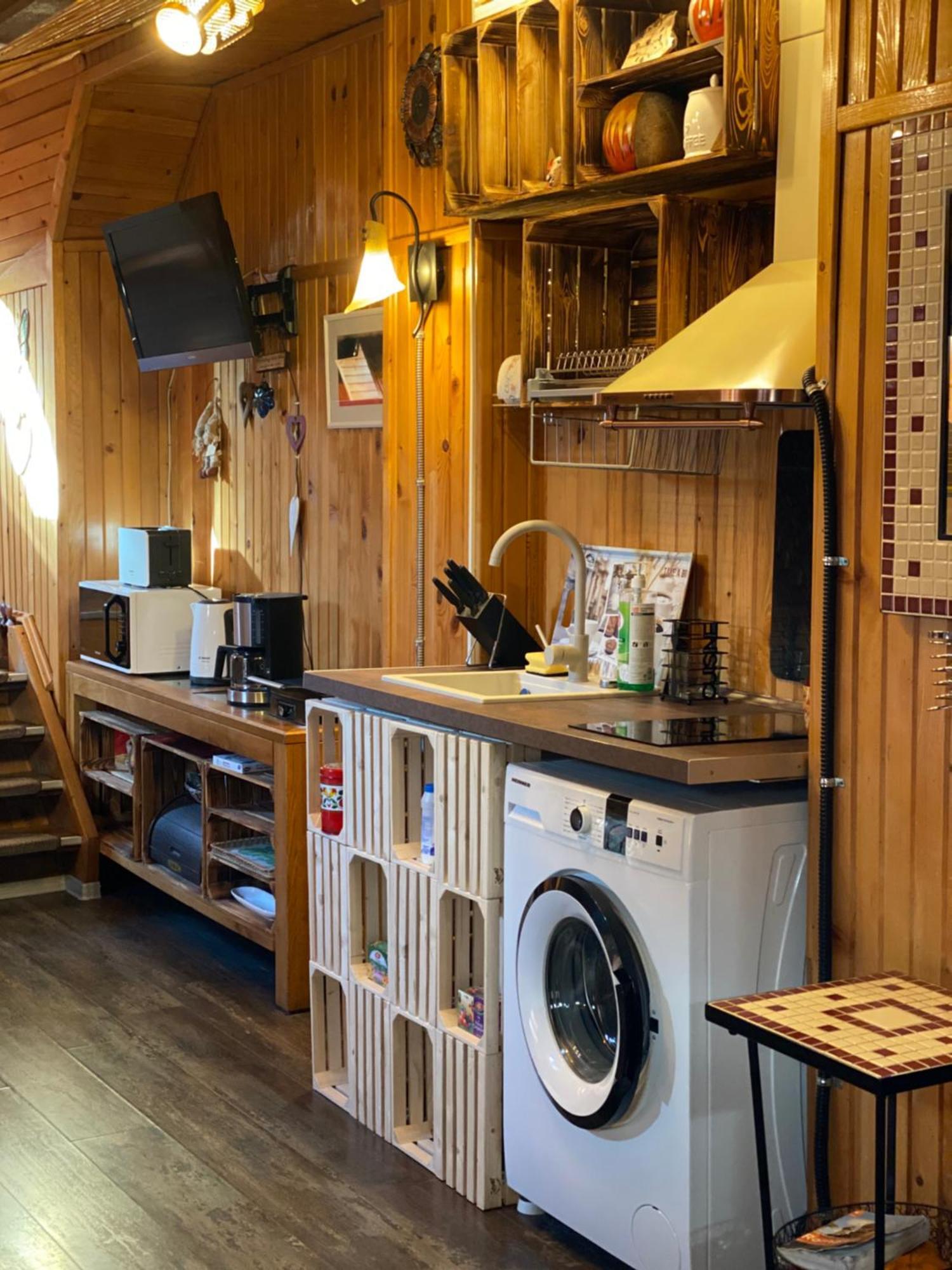 Homestay Wooden Attic Brasov