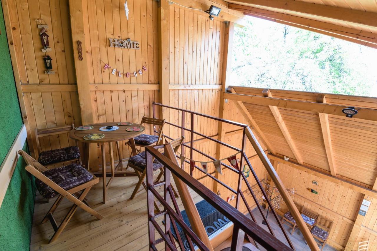 Wooden Attic Homestay Brasov
